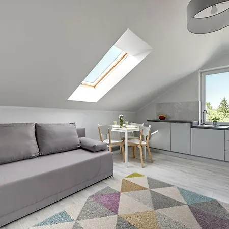 Wypocznij ゲストハウス Jastrzębia Góra