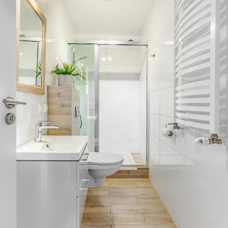 Wypocznij ゲストハウス Jastrzębia Góra