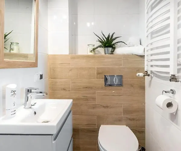 Wypocznij בית הארחה